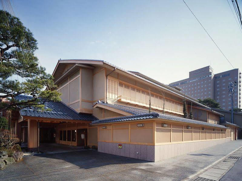 金泽 金城楼日式旅馆酒店 外观 照片